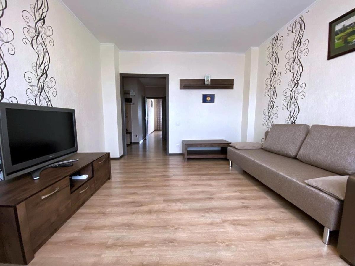 Kvartira Fatina 4A Apartment Mogilev Bagian luar foto